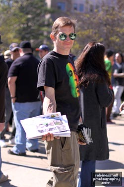 weed smokers unite at ann arbors anual hash bash 4 20